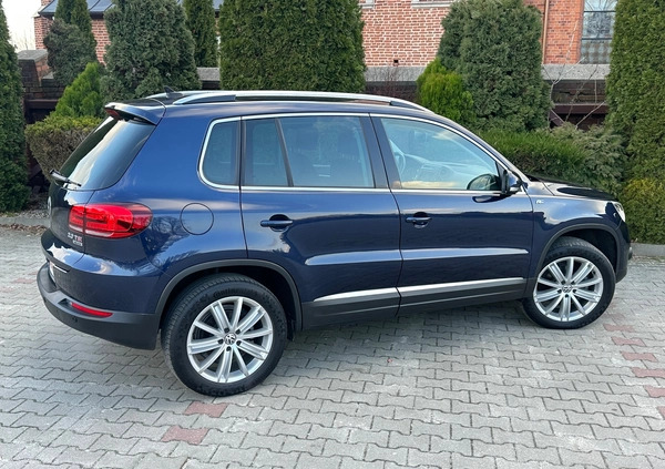 Volkswagen Tiguan cena 65800 przebieg: 82500, rok produkcji 2015 z Zwoleń małe 742
